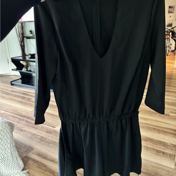 Super cute, unique romper skirt little black dress evening date night ou… - Picture 4 of 4